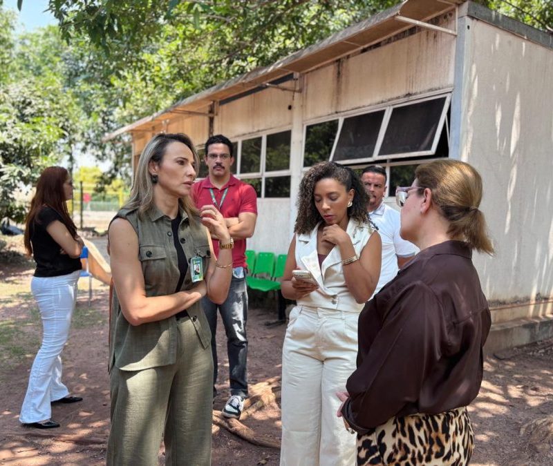 Secretária vistoria USF Coxipó I e II, que atende cerca de 11 mil pessoas em Cuiabá