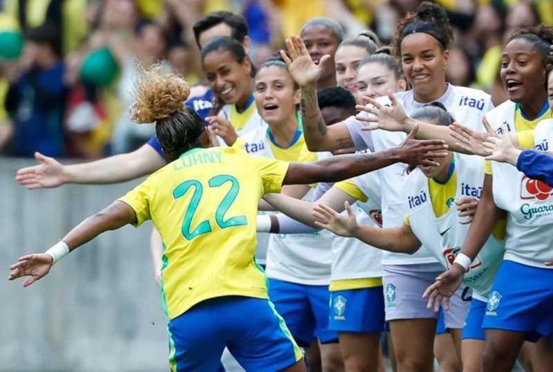 Brasil vence Argentina por 3 a 1 em amistoso no Beira-Rio
