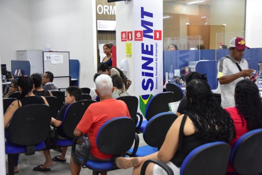 Mais de 2 mil novas vagas de emprego em Mato Grosso esta semana