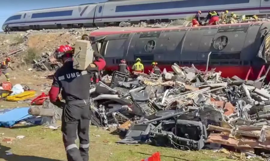 Tragédia na Espanha: colisão de trens provoca 69 mortes