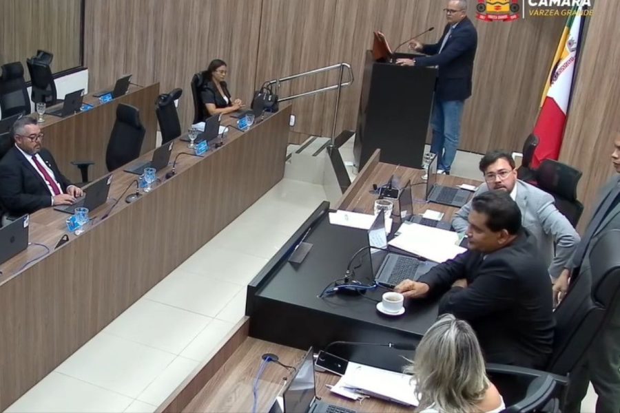Vereadores discutem em sessão após operação do Gaeco por compra de votos na eleição da Câmara de Várzea Grande; vídeo