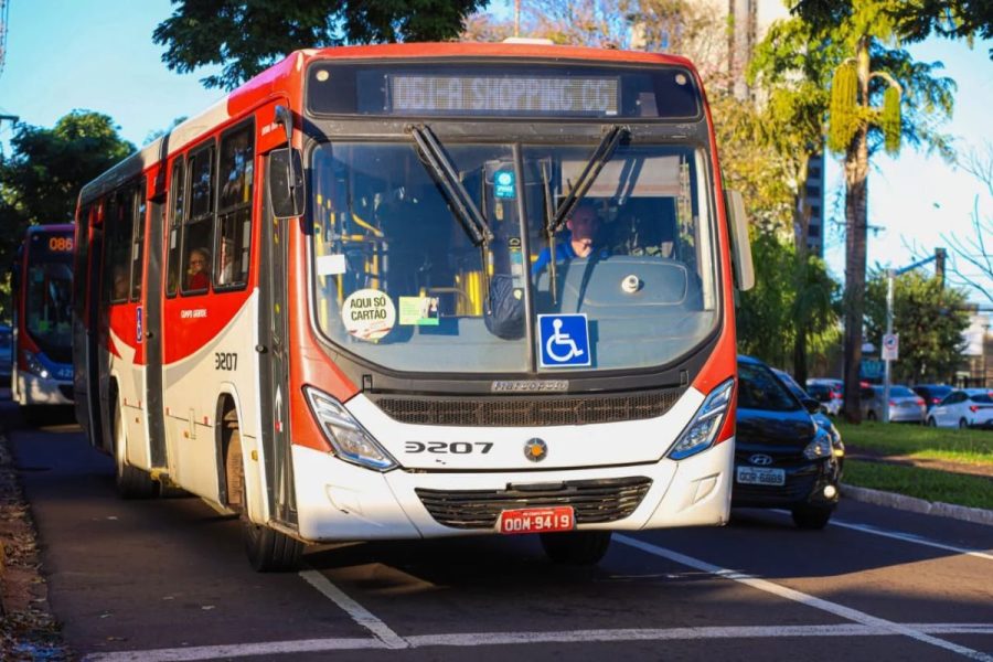 Votação pode se estender até as 19h? Coligação de Lula pede prorrogação após falta de ônibus