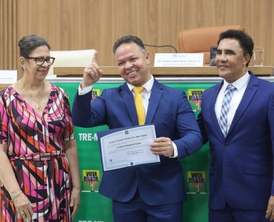 Cláudio Ferreira é diplomado prefeito e reforça compromisso de resgatar