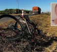 A vítima tentava atravessar a via quando foi atingida por um veículo Ram 2500