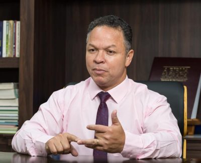Cláudio vence na Justiça e pode questionar passivo de quase