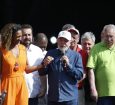 Das megafestas a Lula quase sozinho: por que o 1º