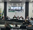 Emanuel defendeu as vantagens do contrato e Dilemário o acusou de beneficiar a CS Mobi.