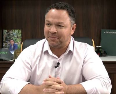 Em 30 dias, Cláudio Ferreira sobre 10 pontos e cresce