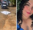 Corpo da vítima foi encontrado na rua, em frente à sua casa.