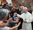 Papa lançou conta em rede social.