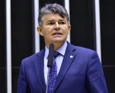 MEDEIROS DESTACA IMPORTÂNCIA DOS HOSPITAIS FILANTRÓPICOS E CRITICA PERSEGUIÇÃO DO