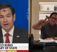 Marco Rubio e Mark Wahlberg são vistos com cruz desenhada