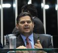 Davi afirmou que tomou essa decisão devido ao quórum baixo do Plenário, à divisão de opiniões entre os senadores e aos pedidos de adiamento feitos por líderes partidários.