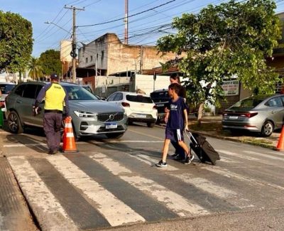Semob inicia ação educativa de volta às aulas em vias